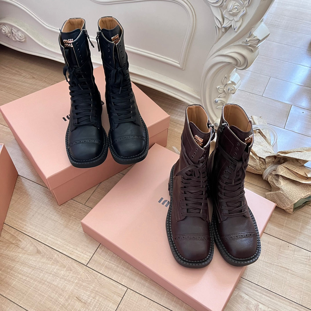 1XA60Z Fashionable leather  boots