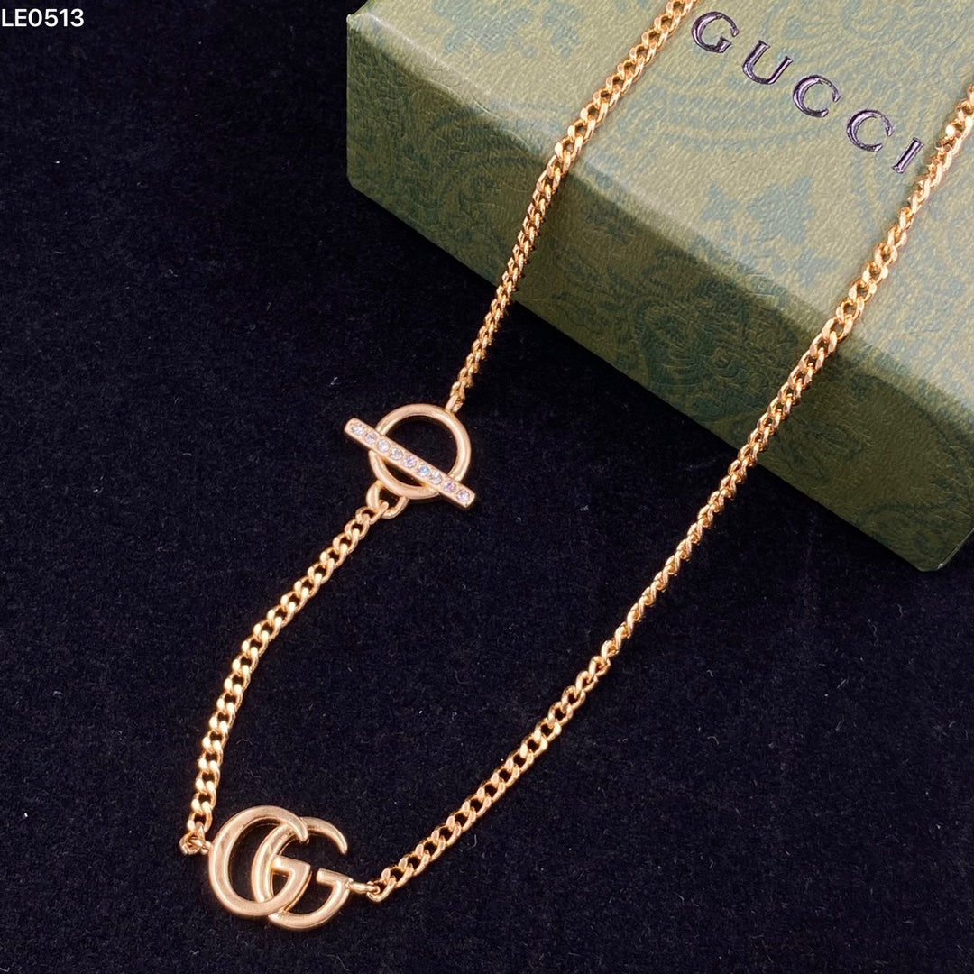 1YB81X  Fashion high -quality Necklaces