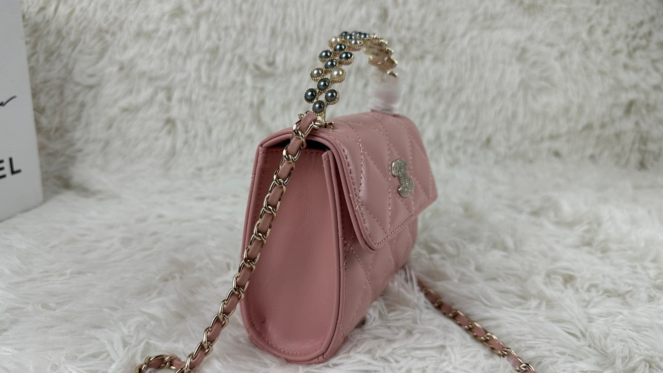 1XC376B  Fashionable leather bag 