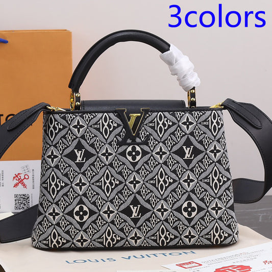 1XE441B Fashionable leather bag