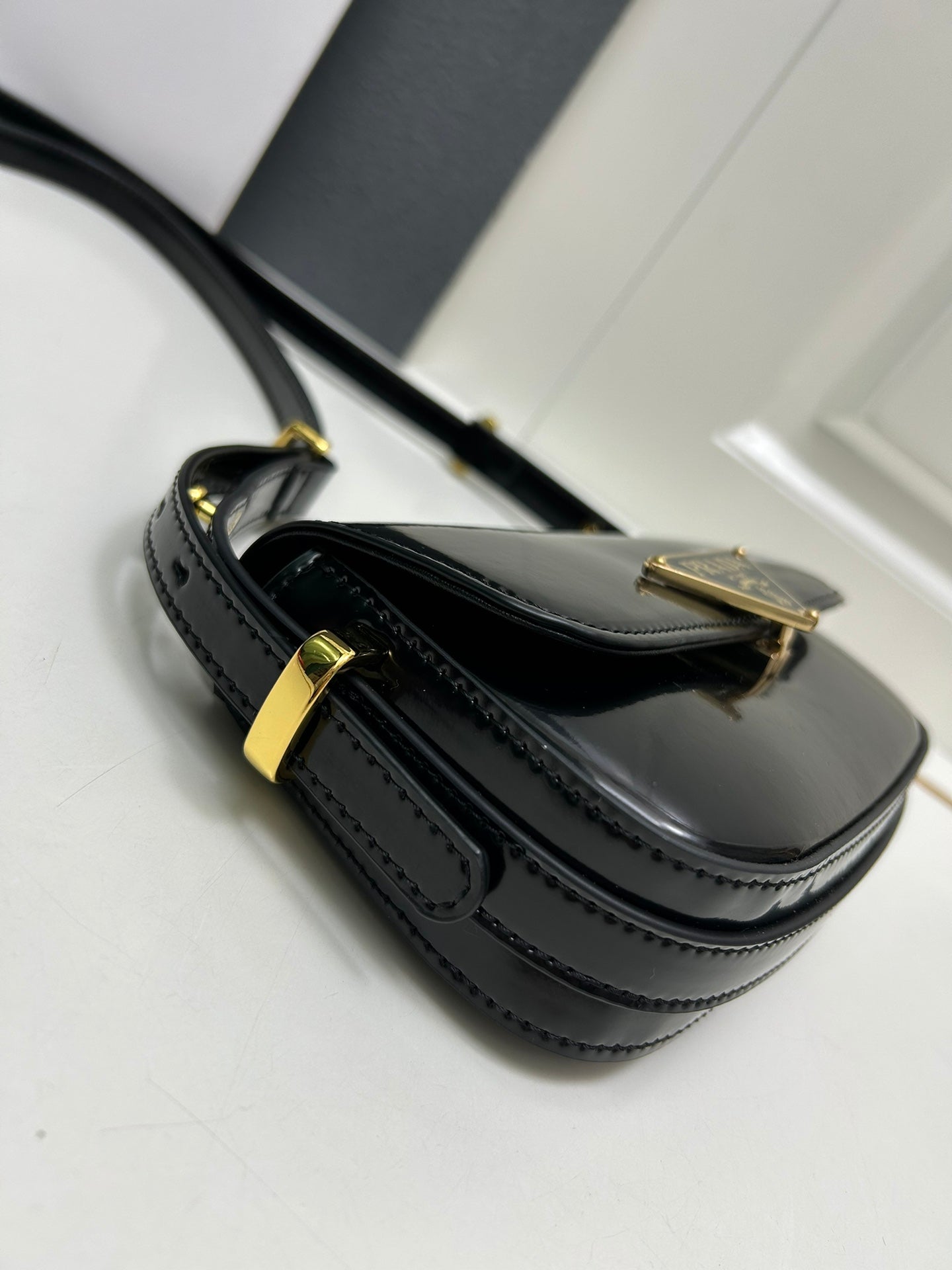 AXPD71B (Fashionable leather bag )