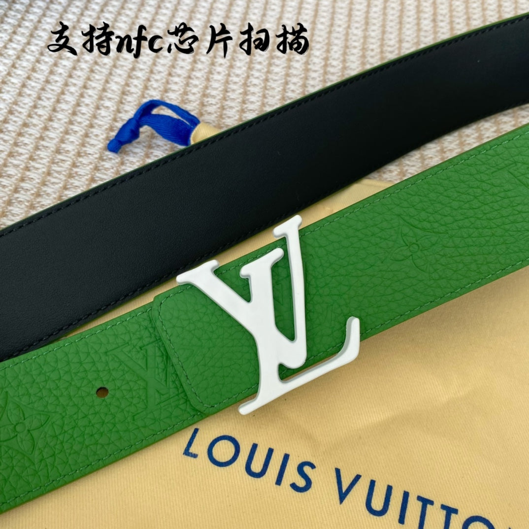 1: 1 High -quality head layer leather belt 1YE56P