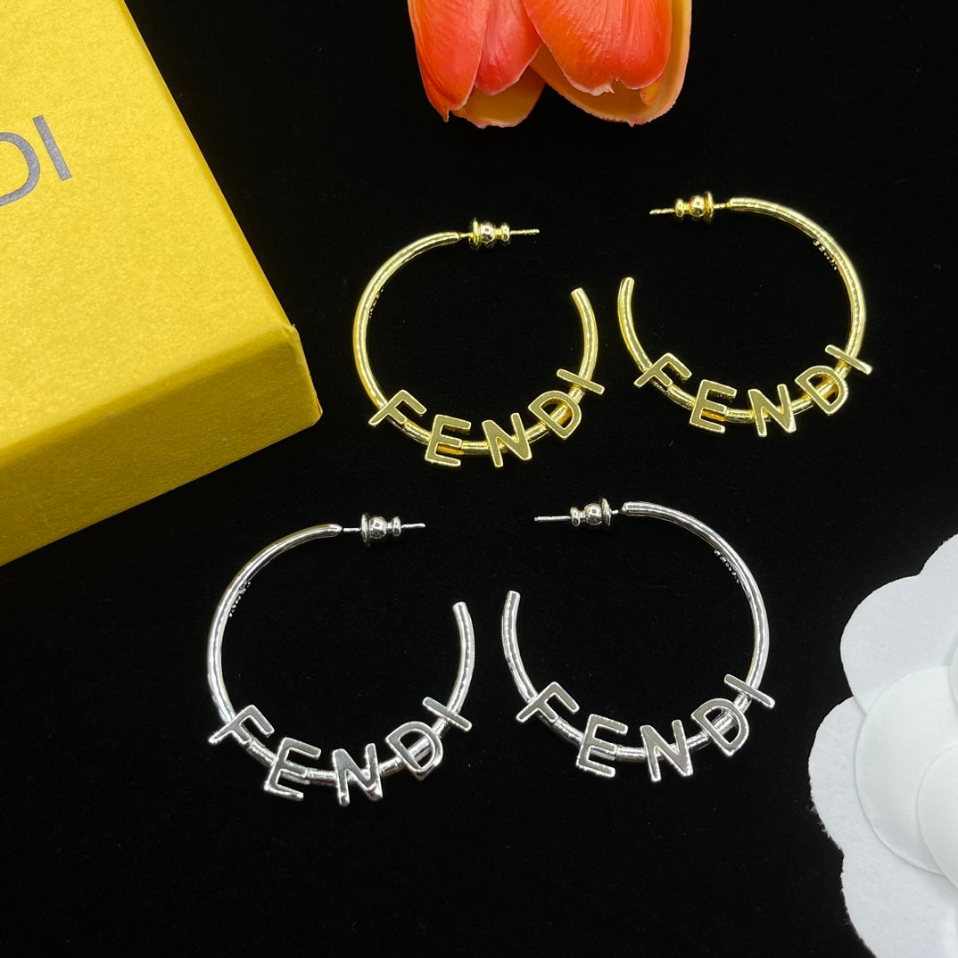 14F643E   Fashion Earrings