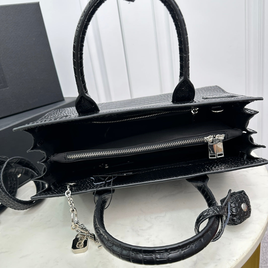 1XSL268B (  Fashionable leather bag )