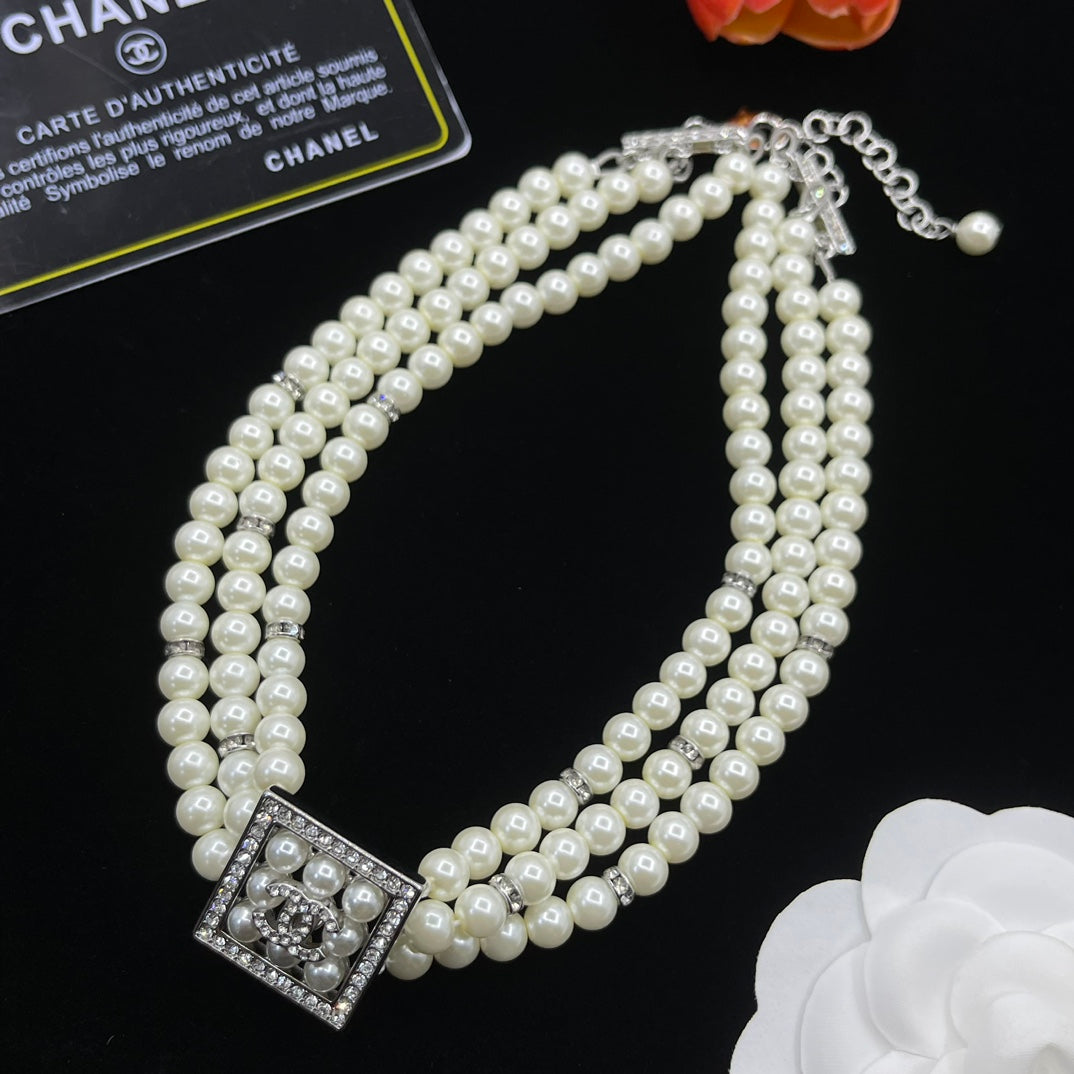 14C928X  Fashion Necklaces