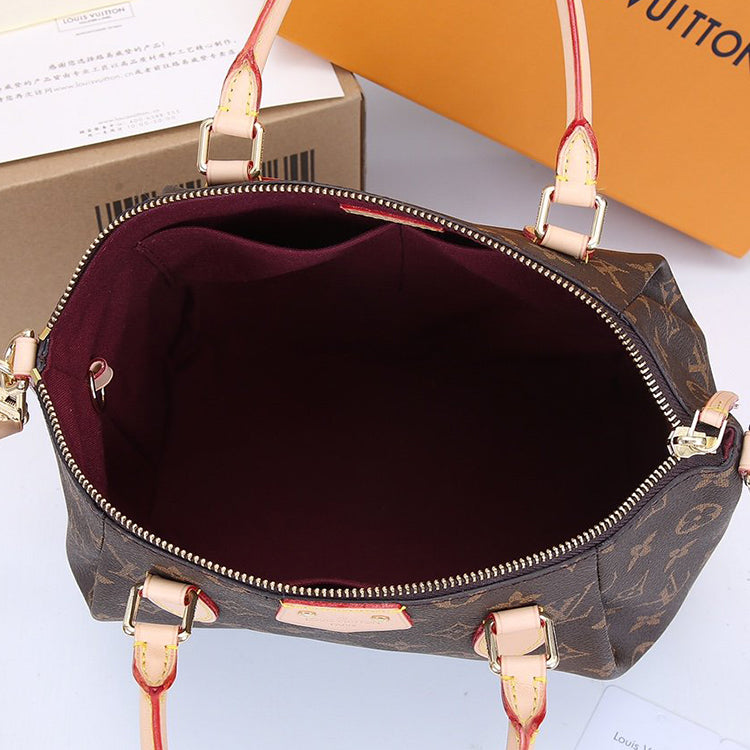 2E7B  Fashionable leather bag 