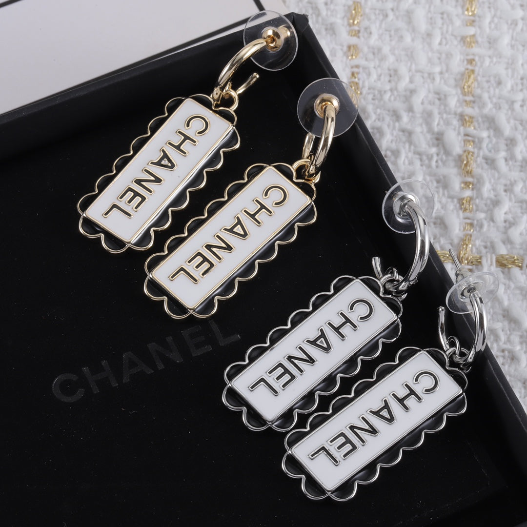 14C1091E   Fashion  Earrings