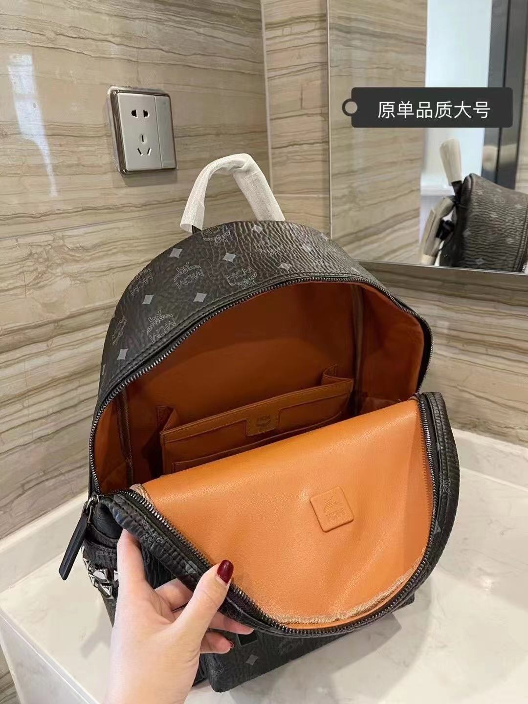 2XM332B  Fashionable leather bag 