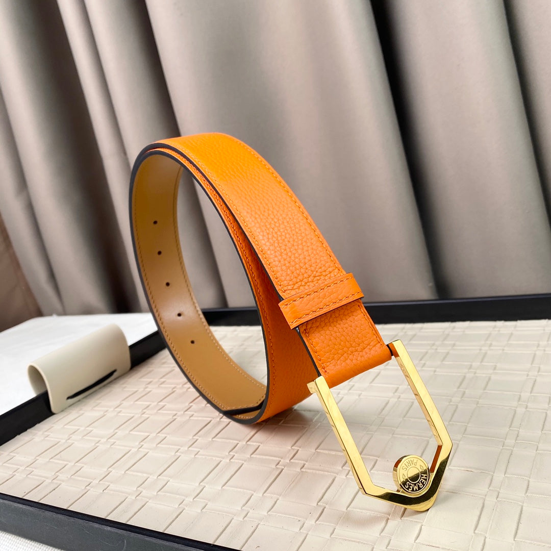 14H107P   (High quality leather belt With full package)