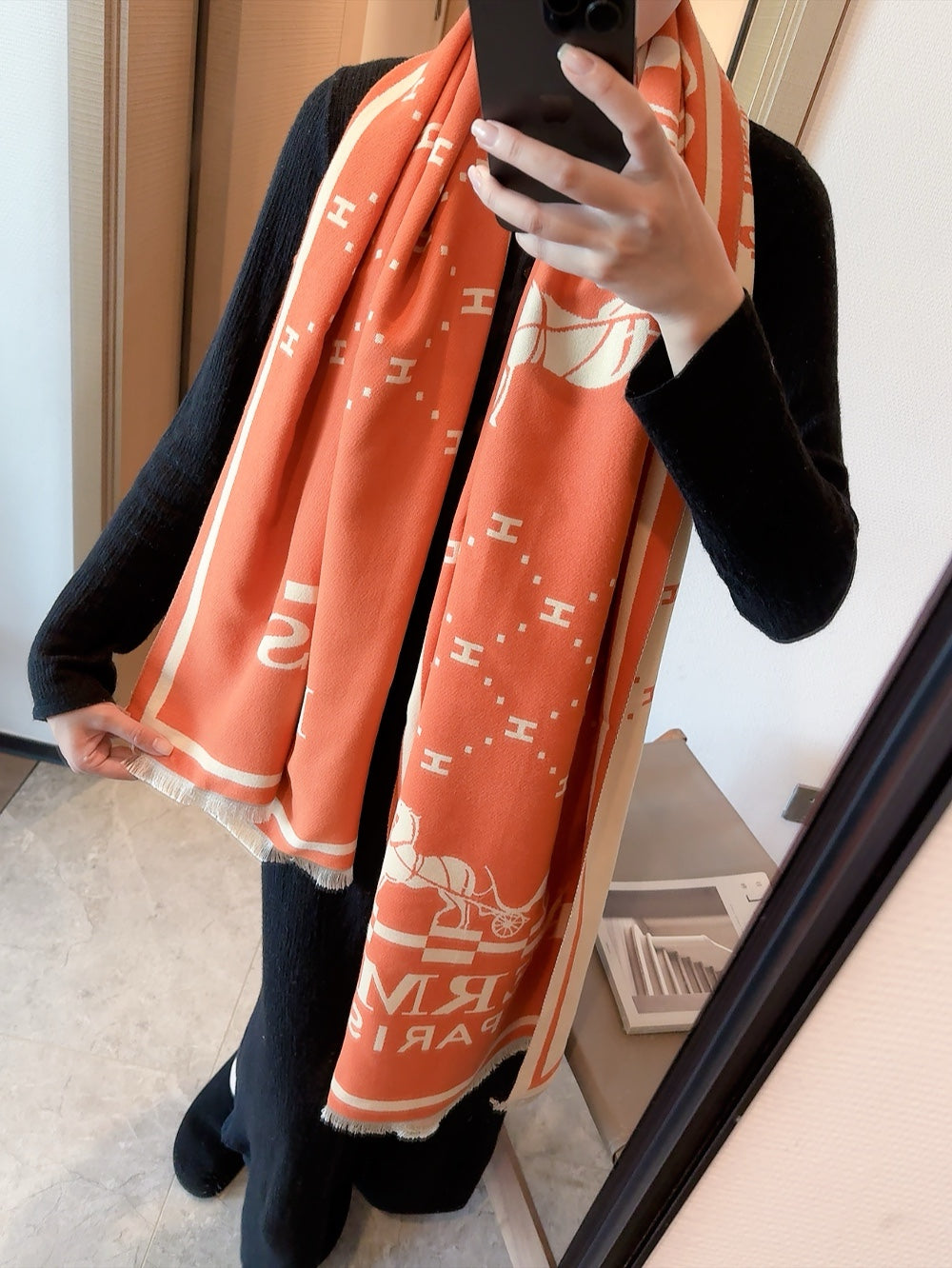 14H373W　Fashion scarves