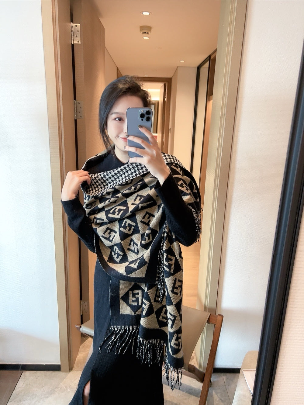 14F363W　Fashion scarves