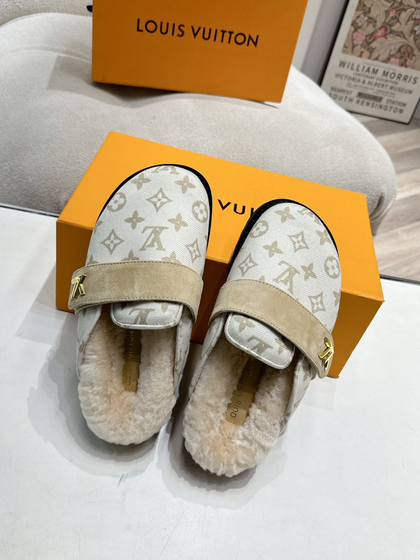 3LE6Z High quality  Slippers