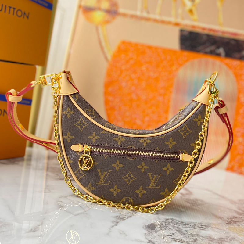 2XE297B  Fashionable leather bag 