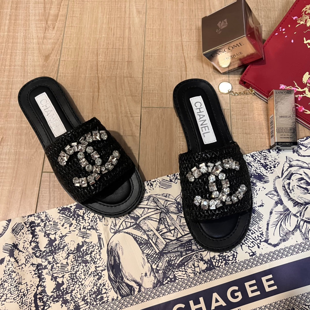 14C68Z  fashion slippers