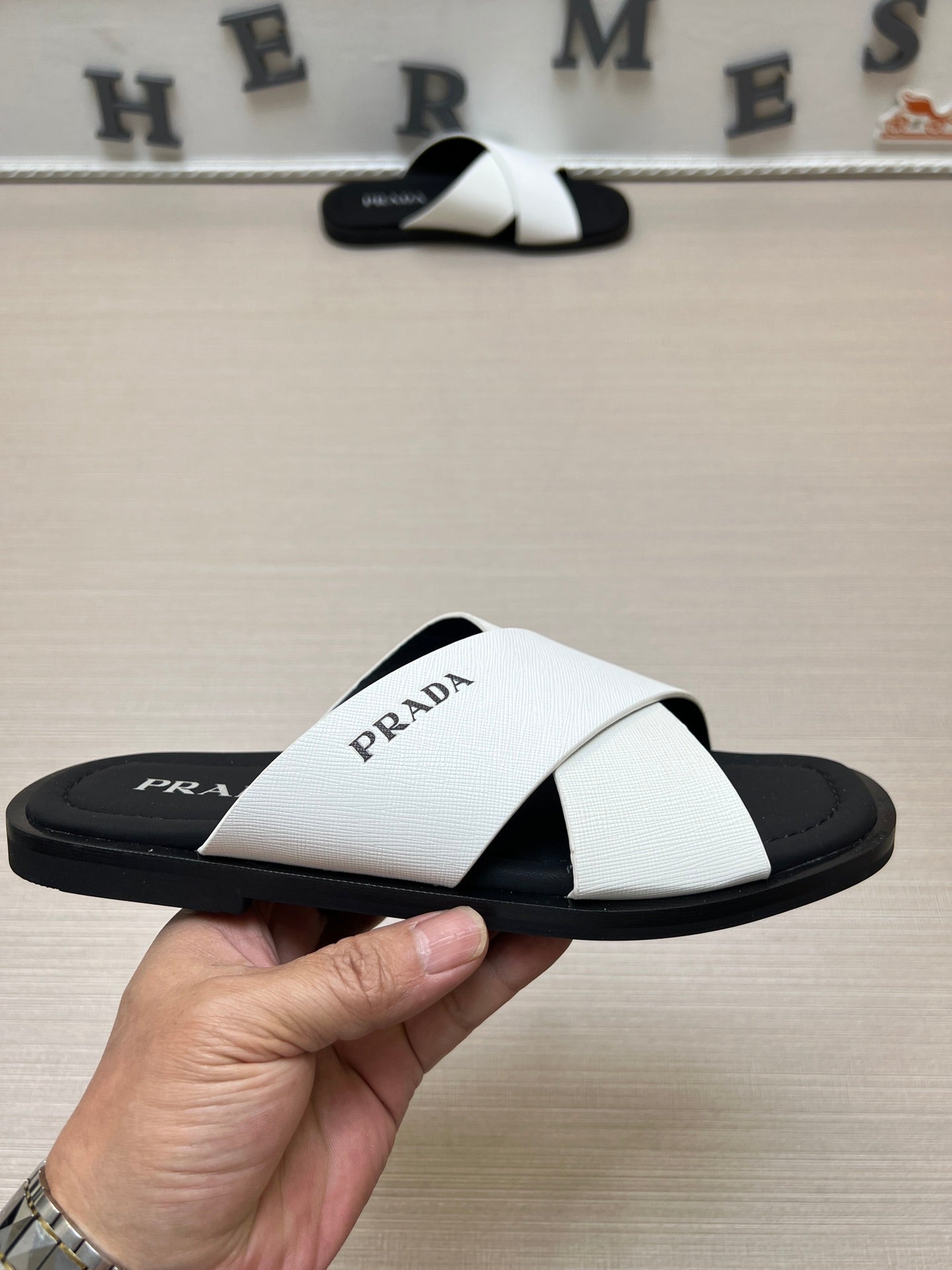 54PD73Z   fashion  slippers