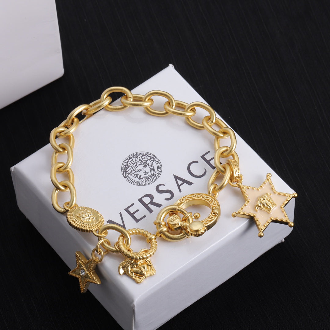 1YV362K  Fashion high -quality Bracelets