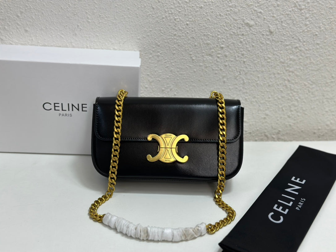 1XCL286B  Fashionable leather bag 