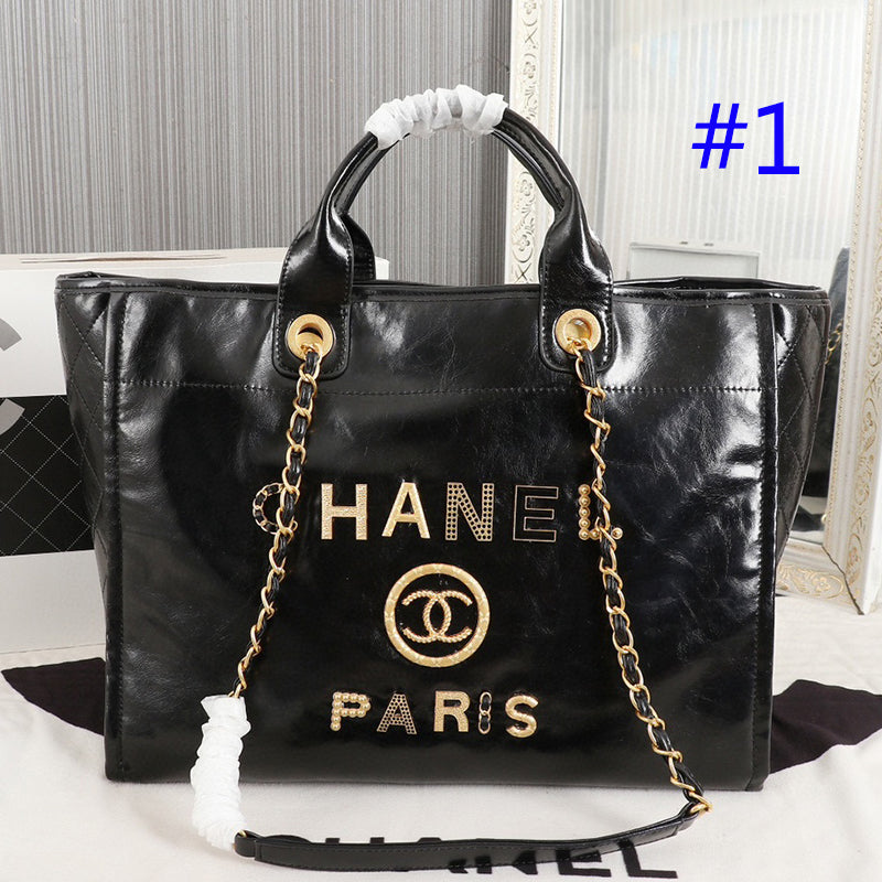 2XE349B  Fashionable leather bag 