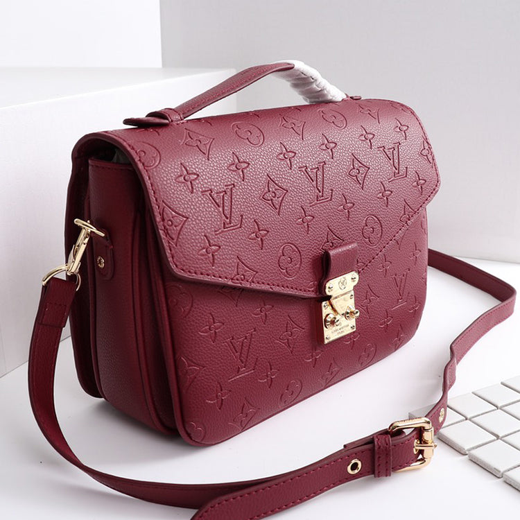 AE92B  Fashionable leather bag 