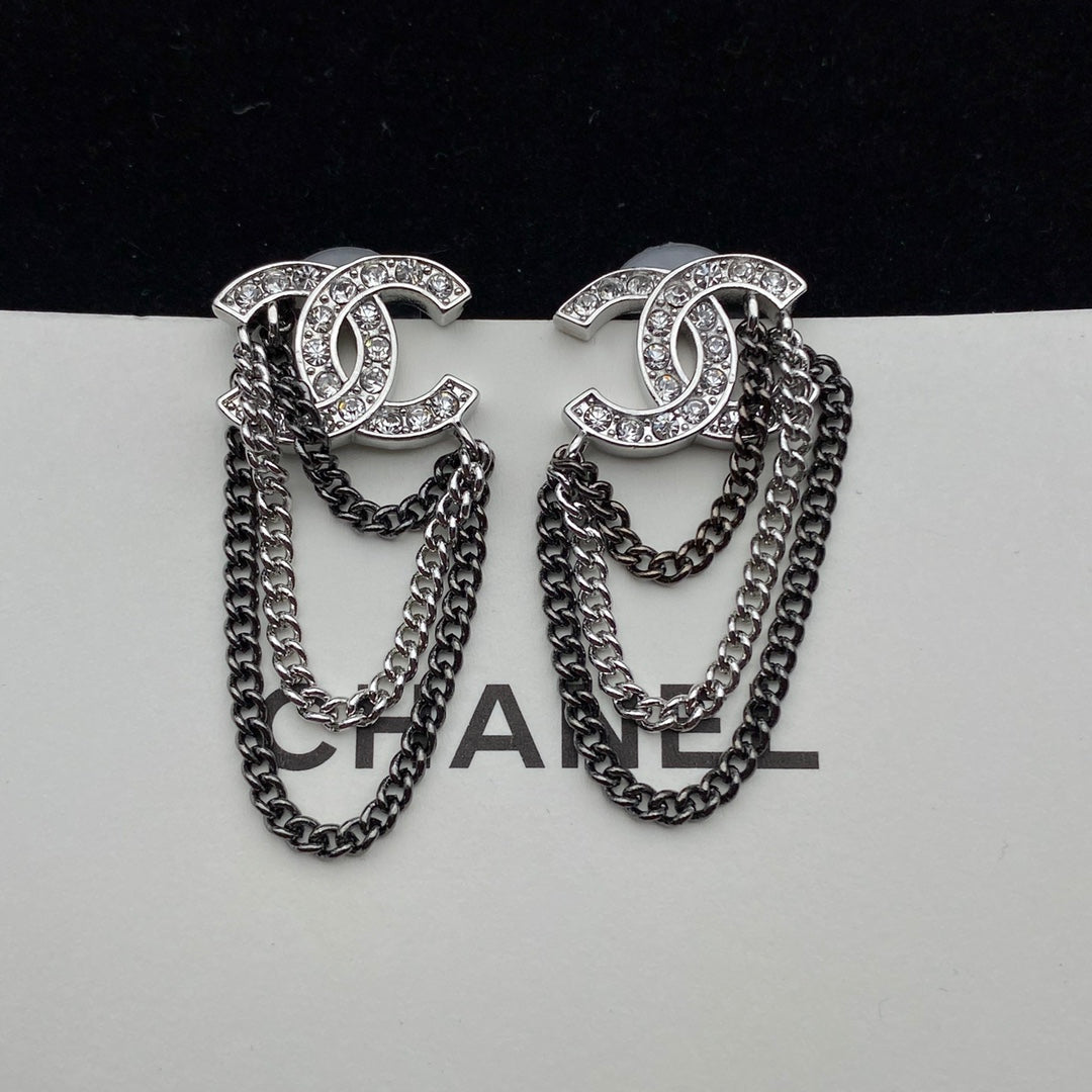 14C548E  Fashionable and high quality Earrings