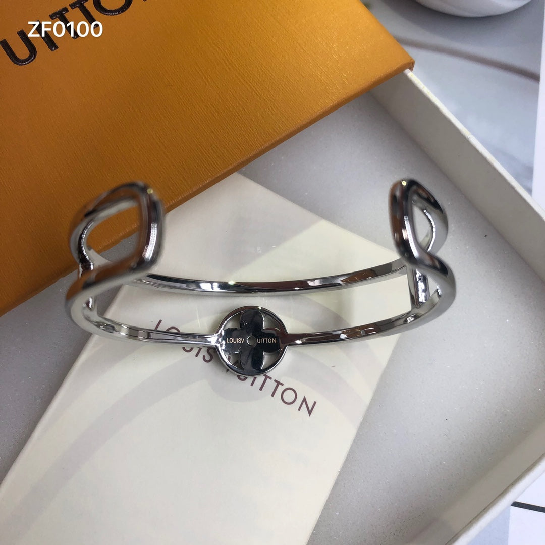 1YE348K  Fashion high -quality Bracelets