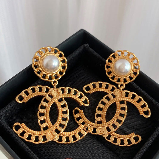 14C99E  Fashionable and high quality earrings