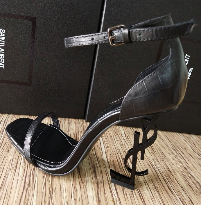 1: 1 High -quality leather high heels(10.5cm)  2XSL149Z