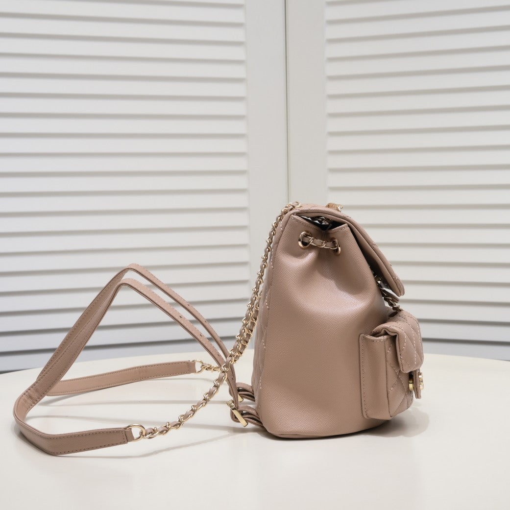 1XC66B  Fashionable leather bag 