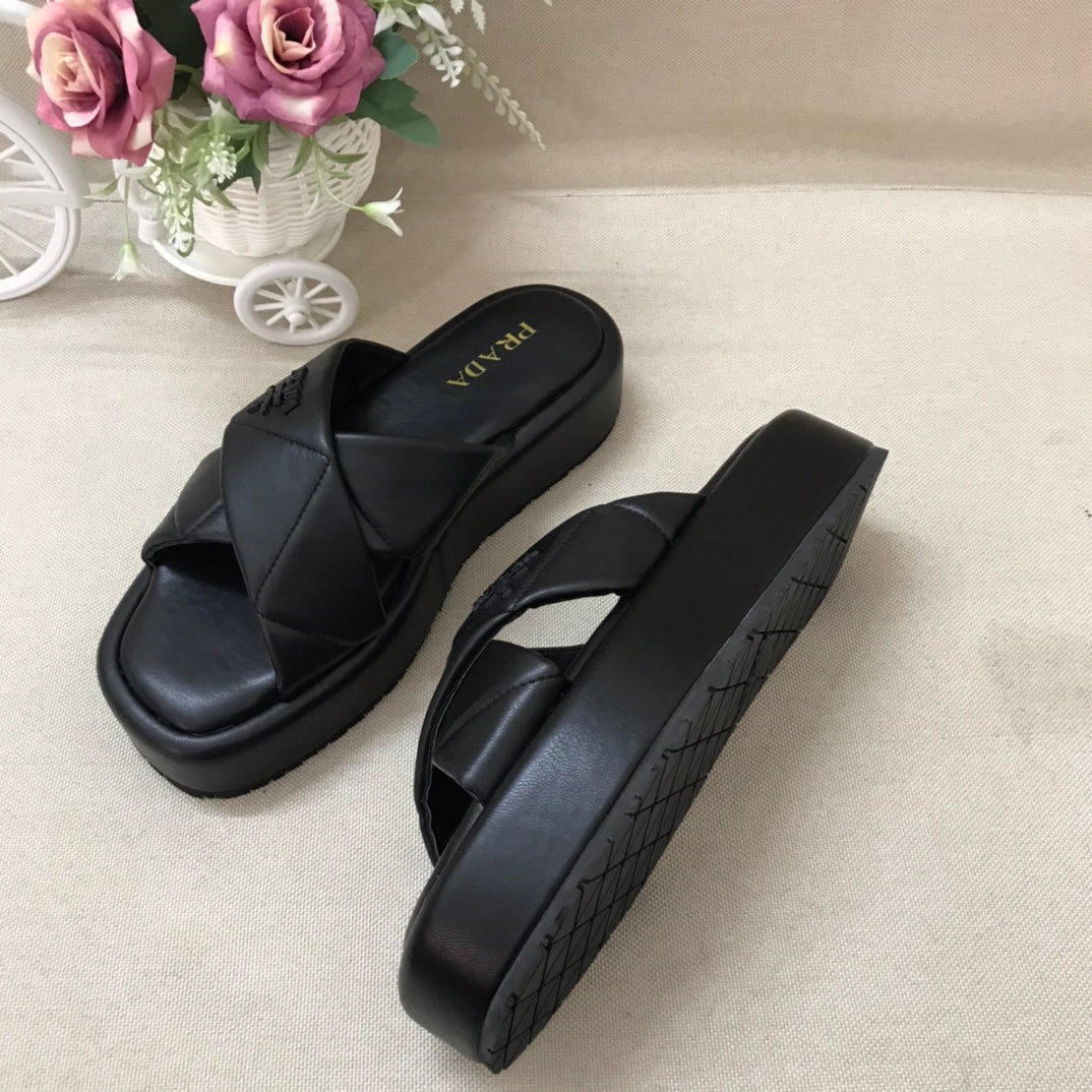 14PD25Z   fashion slippers