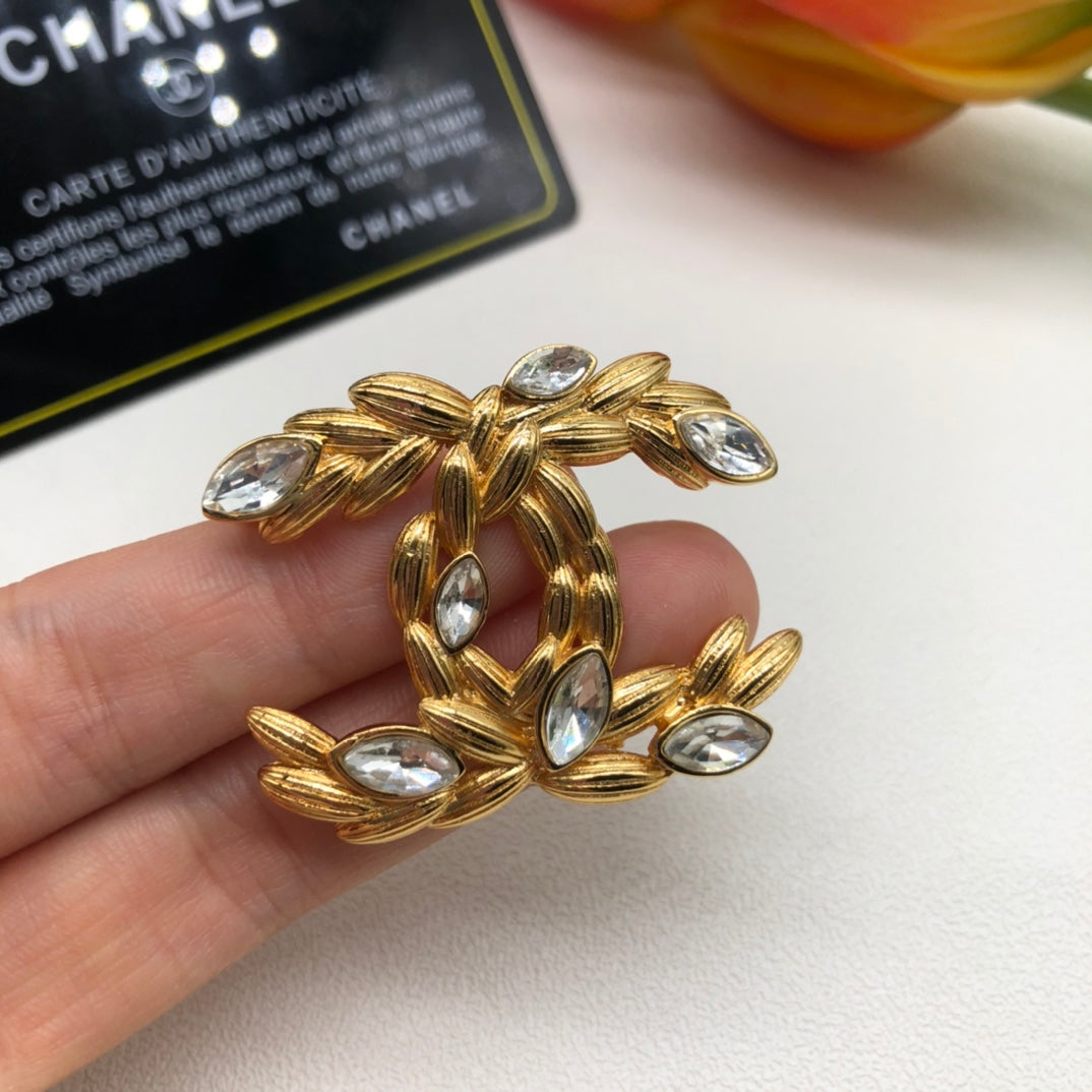 14C876X  Fashion Brooch