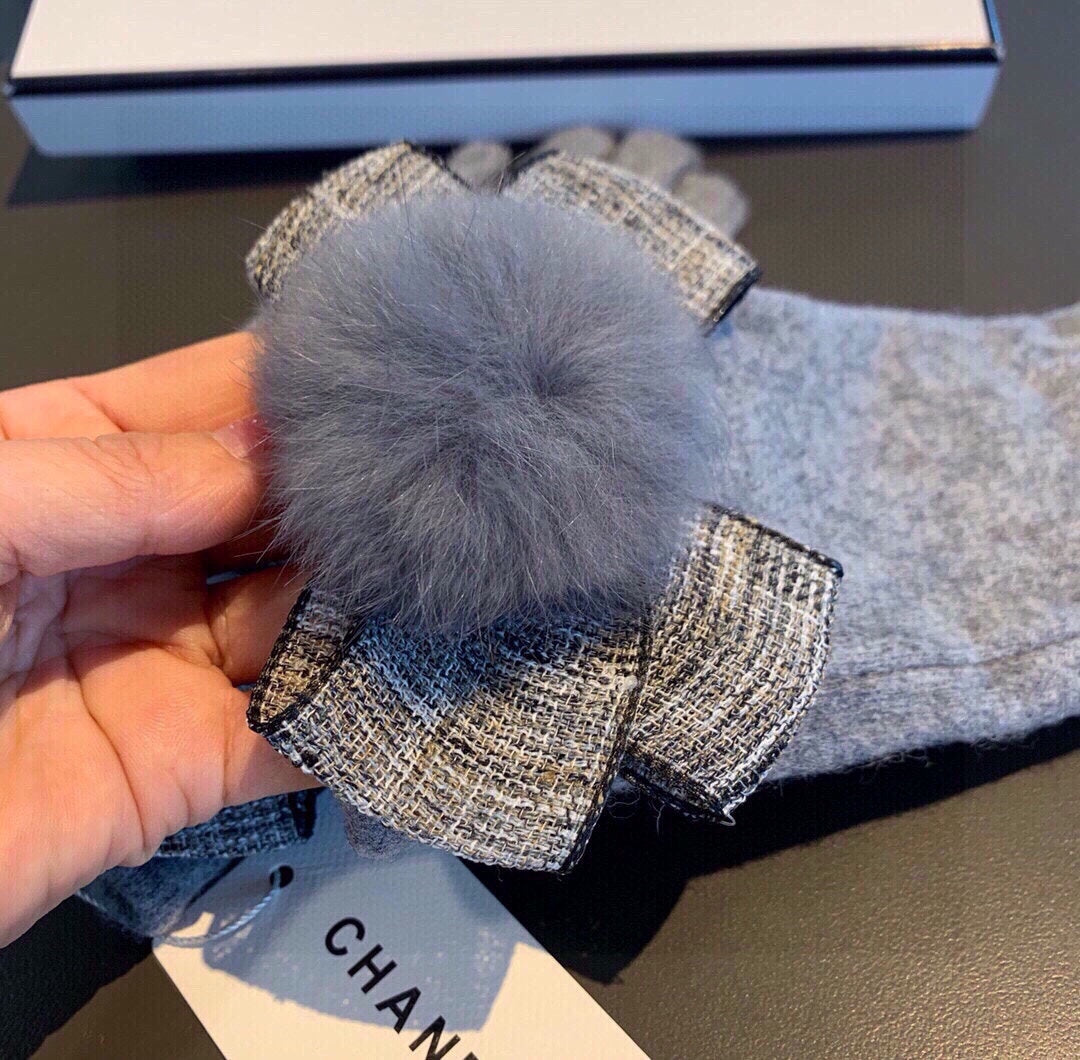 14C41S   High quality fashionable Wool gloves