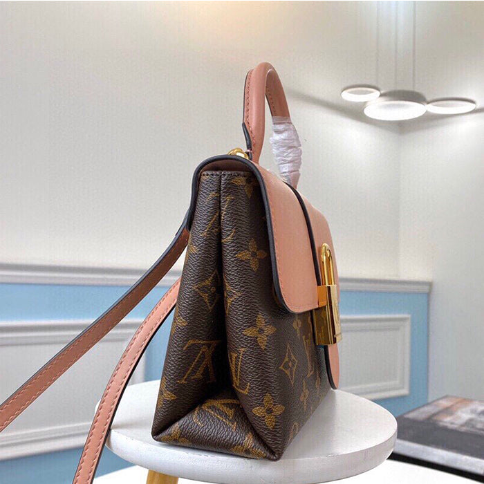 3E79B  Fashionable leather bag 