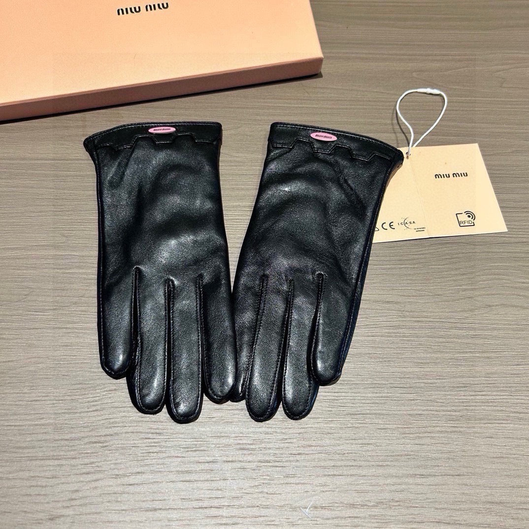 14A43S   High quality fashionable sheepskin gloves