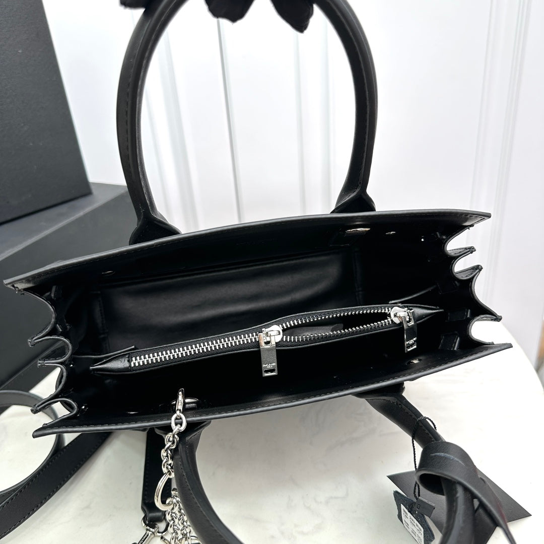 1XSL269B ( Fashionable leather bag )