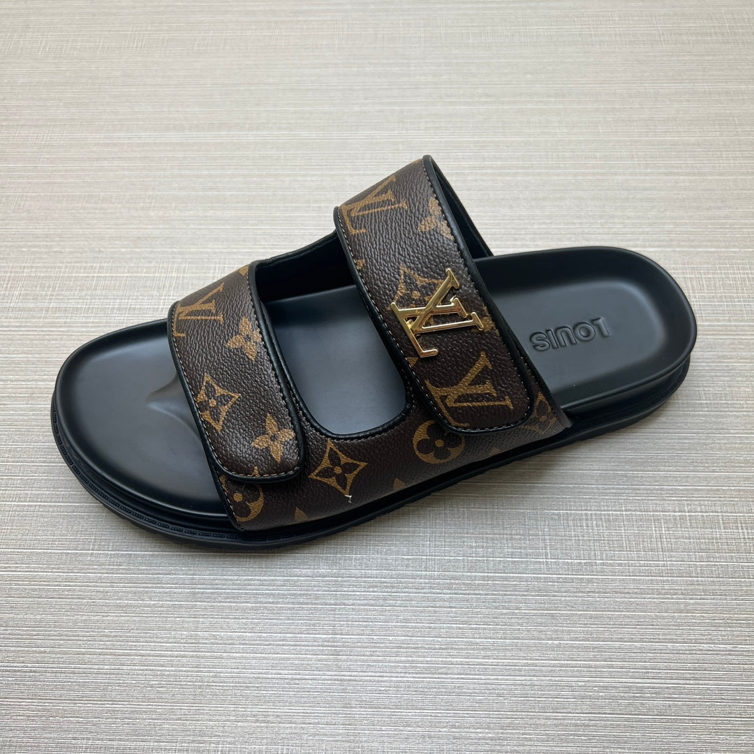 54E11Z  fashion slippers