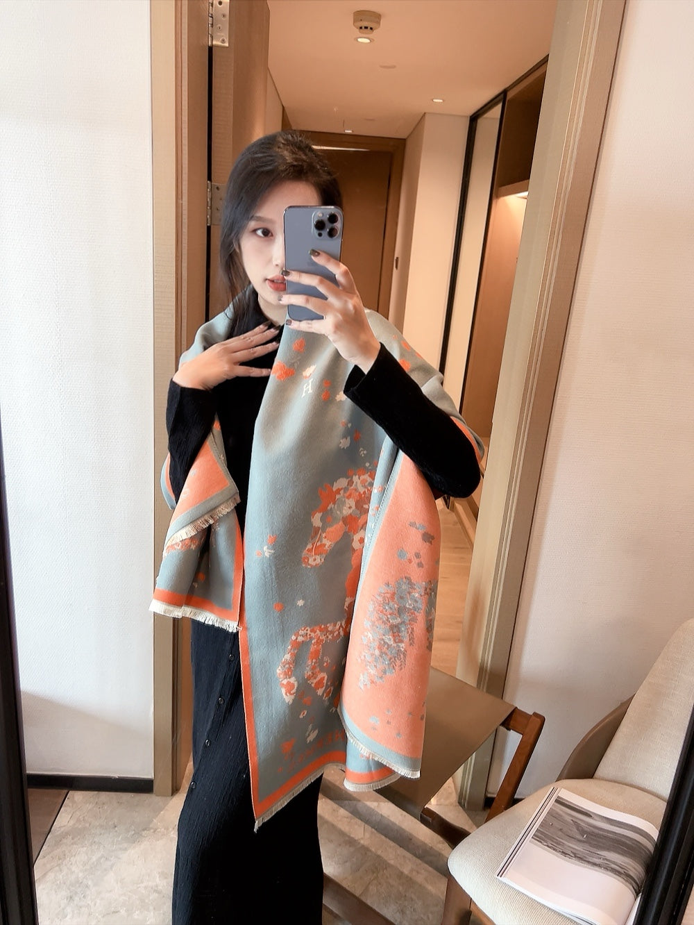 14H350W　Fashion scarves