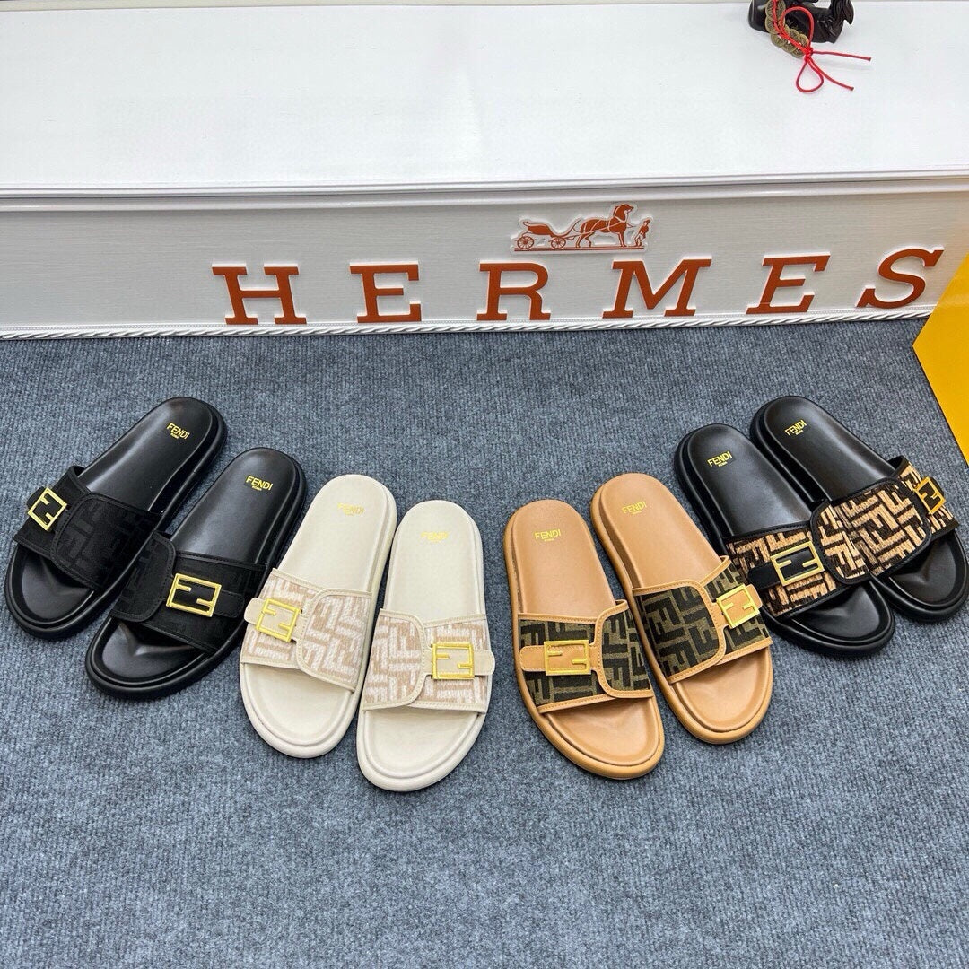 54F37Z  fashion slippers