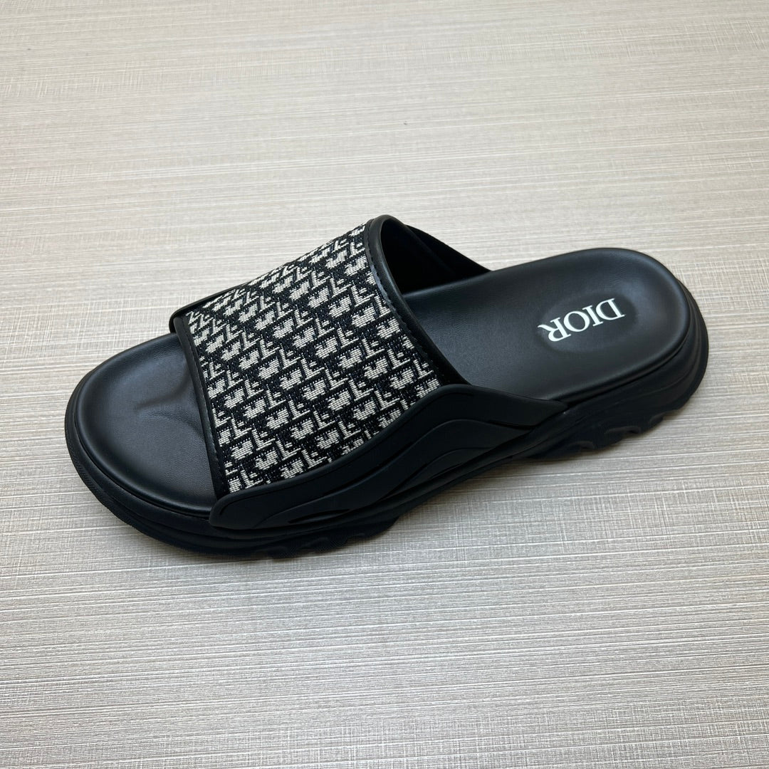 54D8Z   fashion  slippers