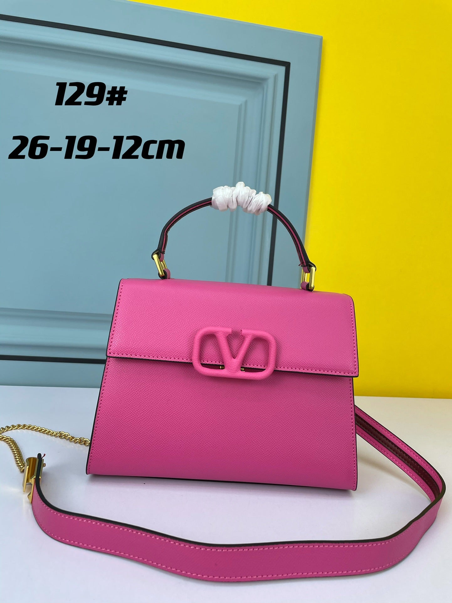 1XVL30B  Fashionable leather bag 