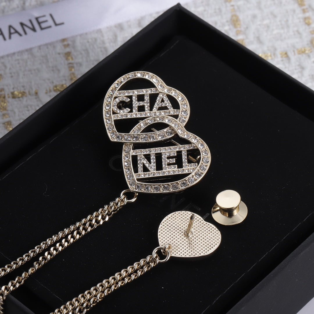 14C748X  Fashion  Brooch