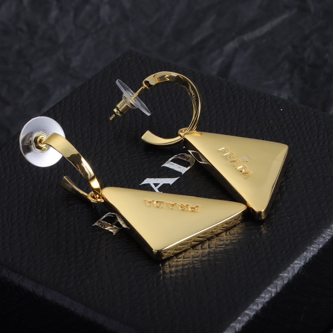 1YPD73E  Fashion high -quality Earrings