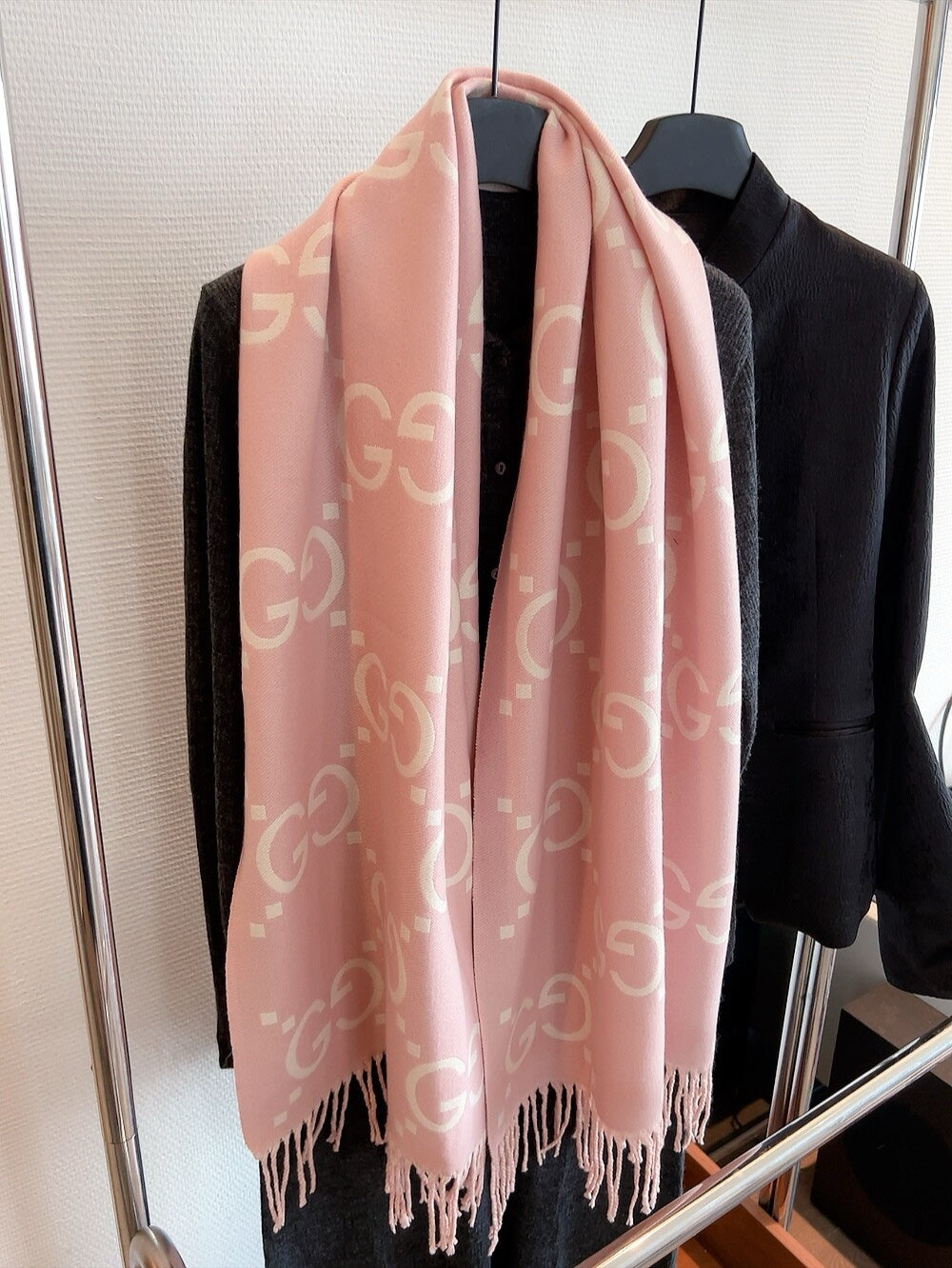 14B272W　Fashion scarves