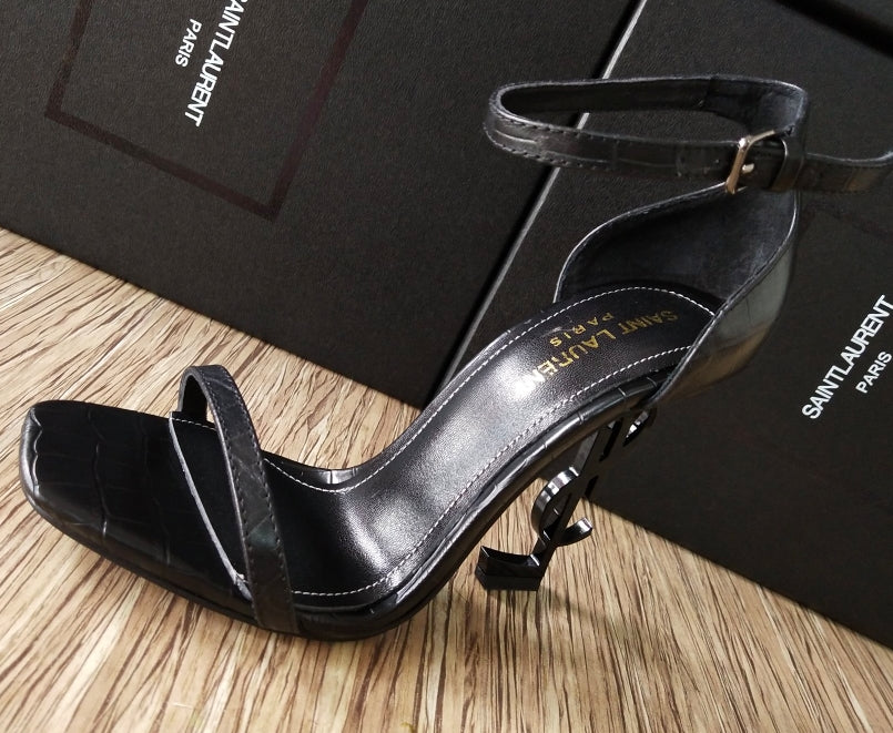 1: 1 High -quality leather high heels(10.5cm)  2XSL149Z