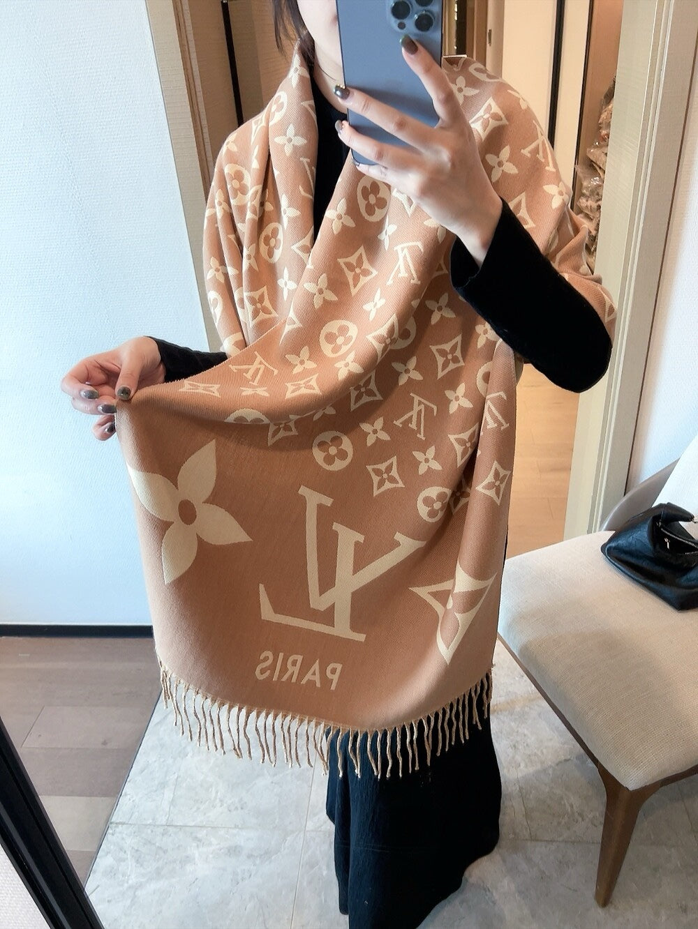 14E295W　 Fashion scarves