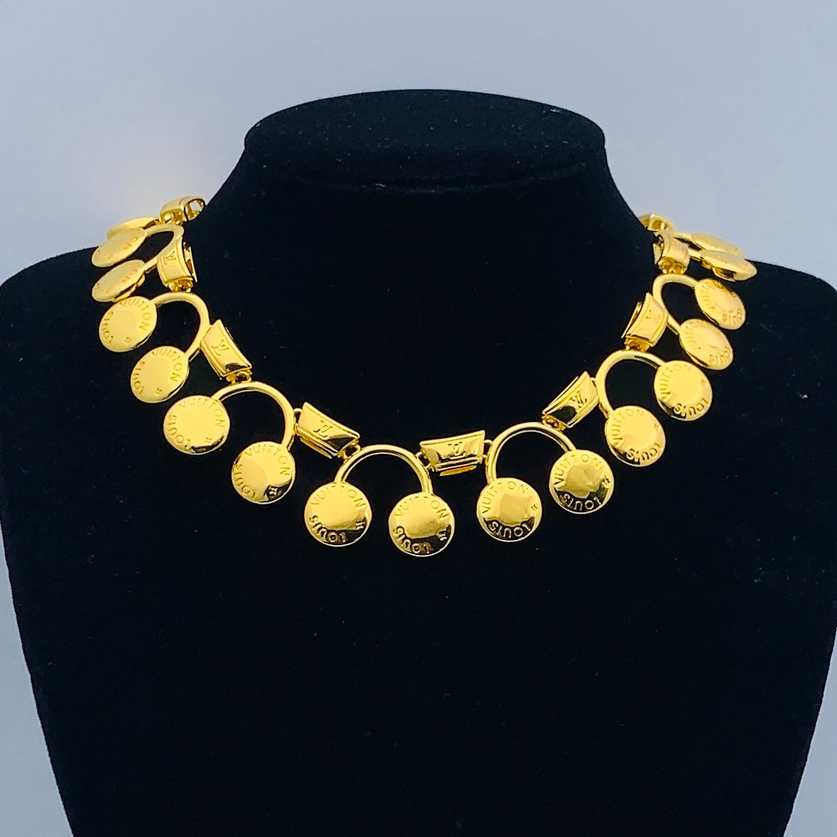 14E970X   Fashion Necklaces