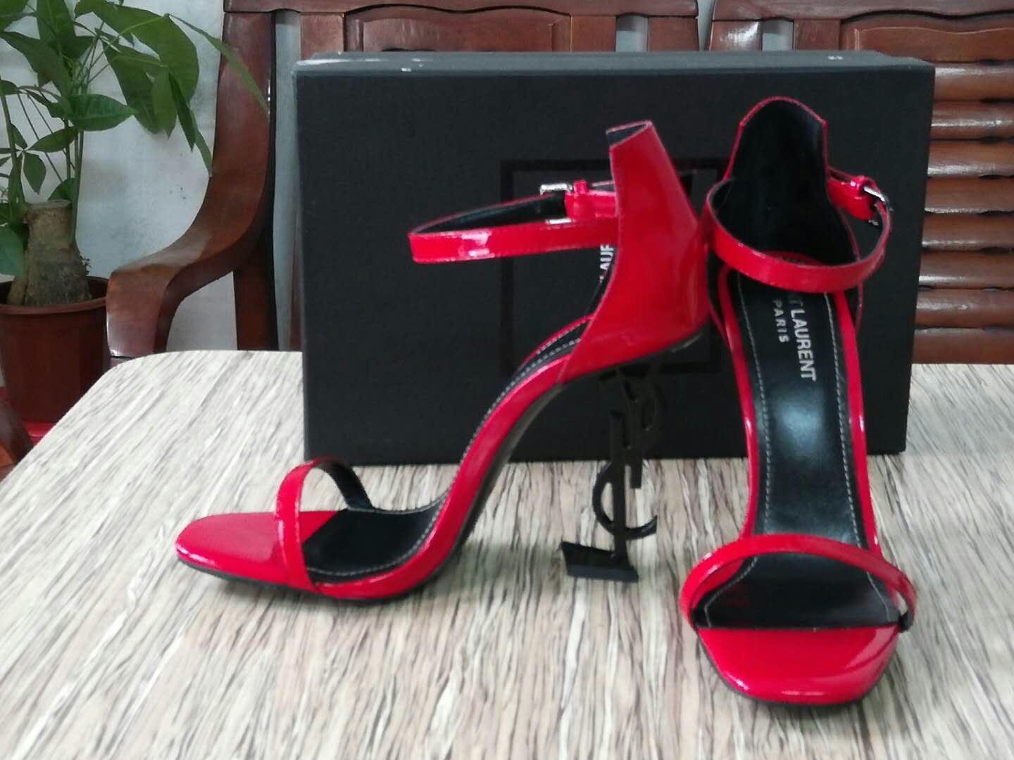 1: 1 High -quality leather high heels  2XSL145Z