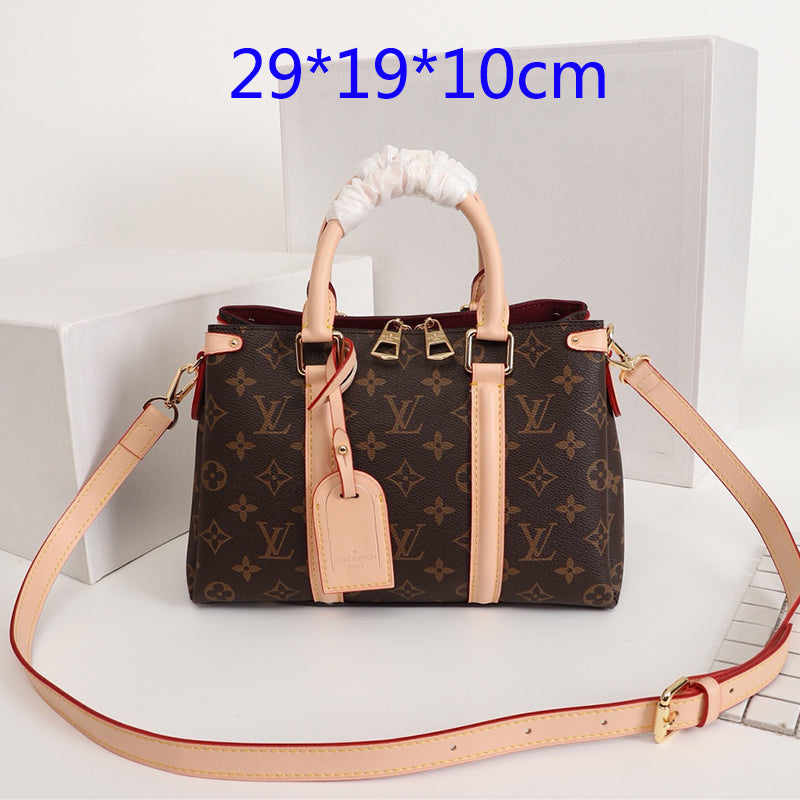 2XE343B  Fashionable leather bag 