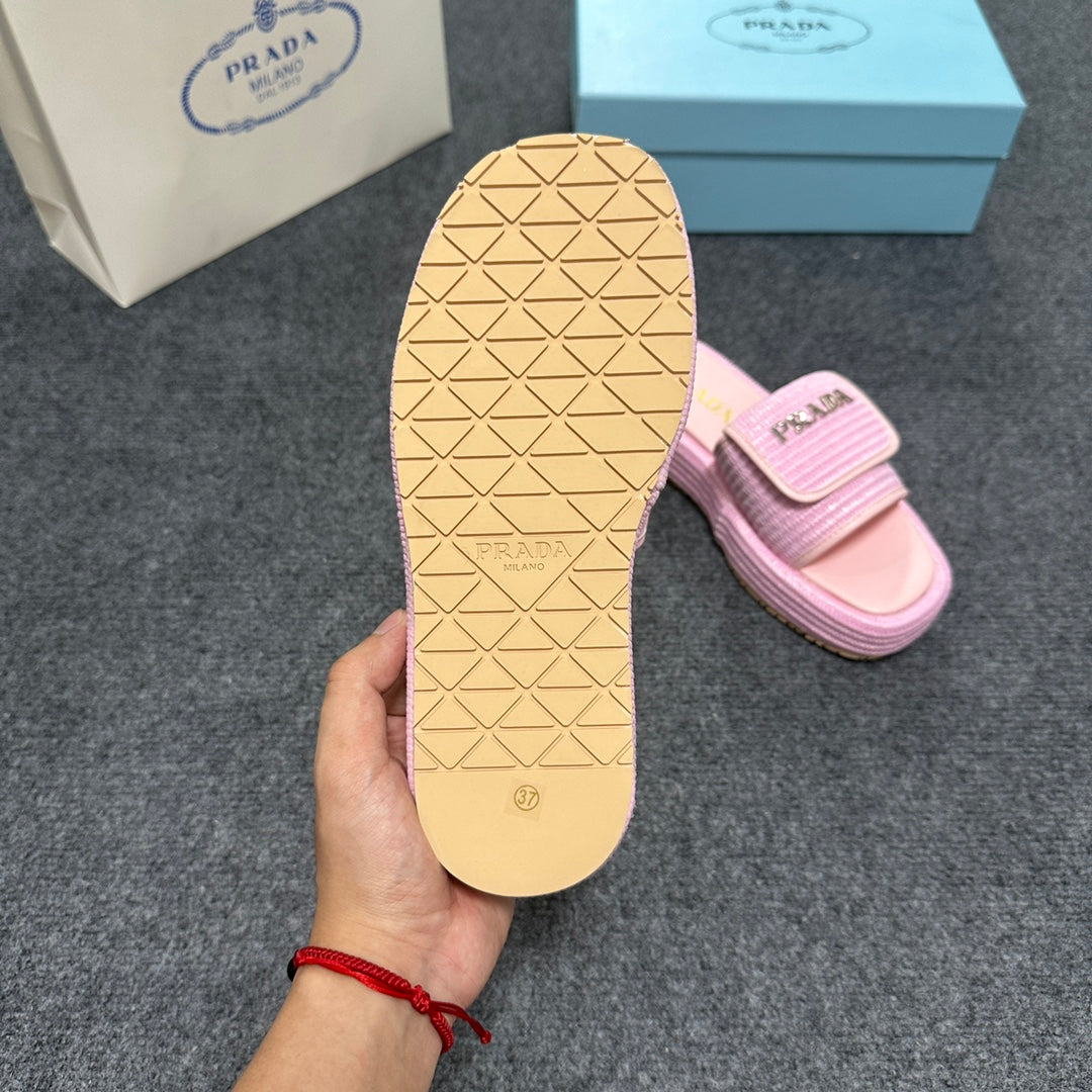 14PD24Z   fashion slippers