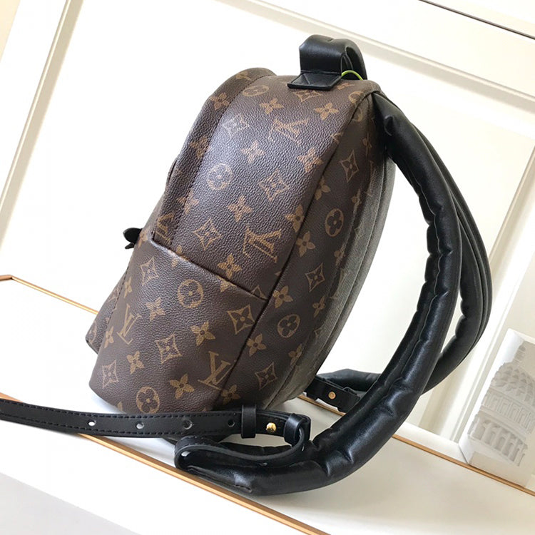 1E70B  Fashion leather backpacks