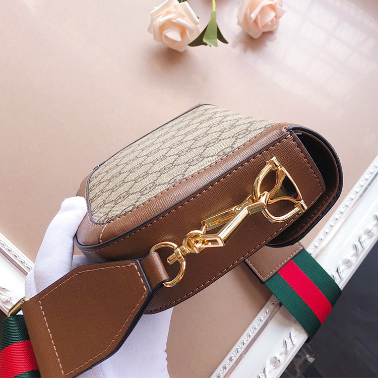 AB016B  Fashionable leather bag 